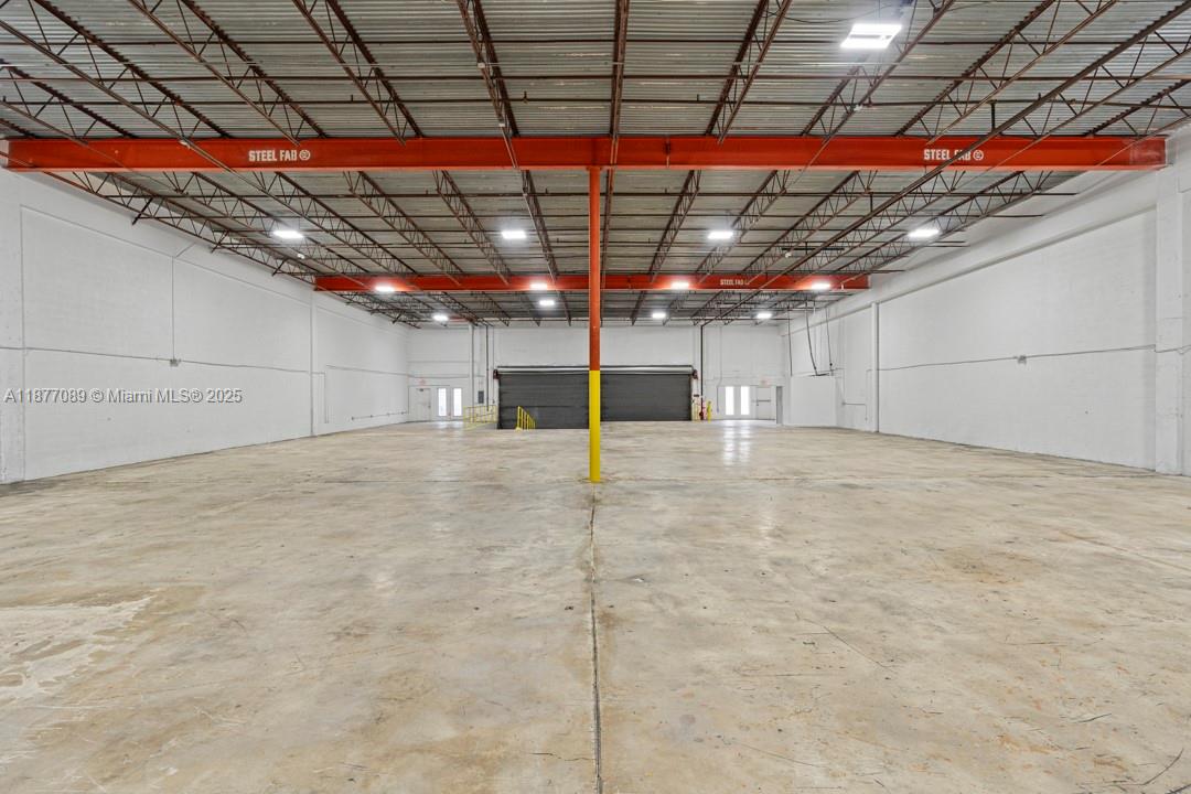 1684  /   sq. ft. $ 2025-09-11 0 foto