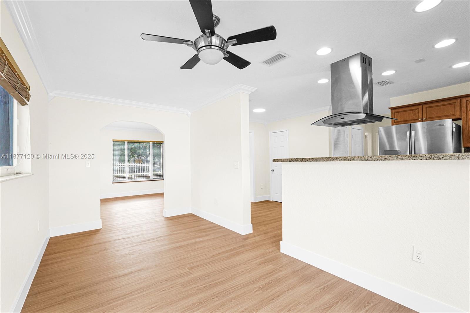   /  2153 sq. ft. $ 2025-09-11 0 Photo