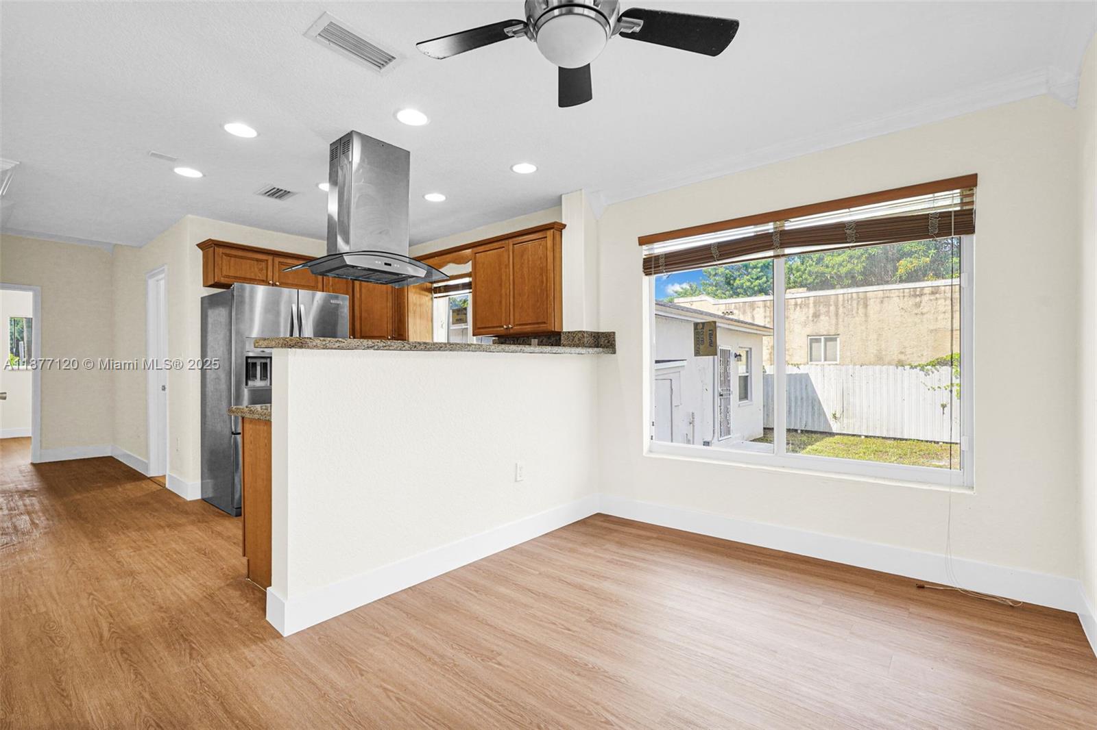   /  2153 sq. ft. $ 2025-09-11 0 Photo