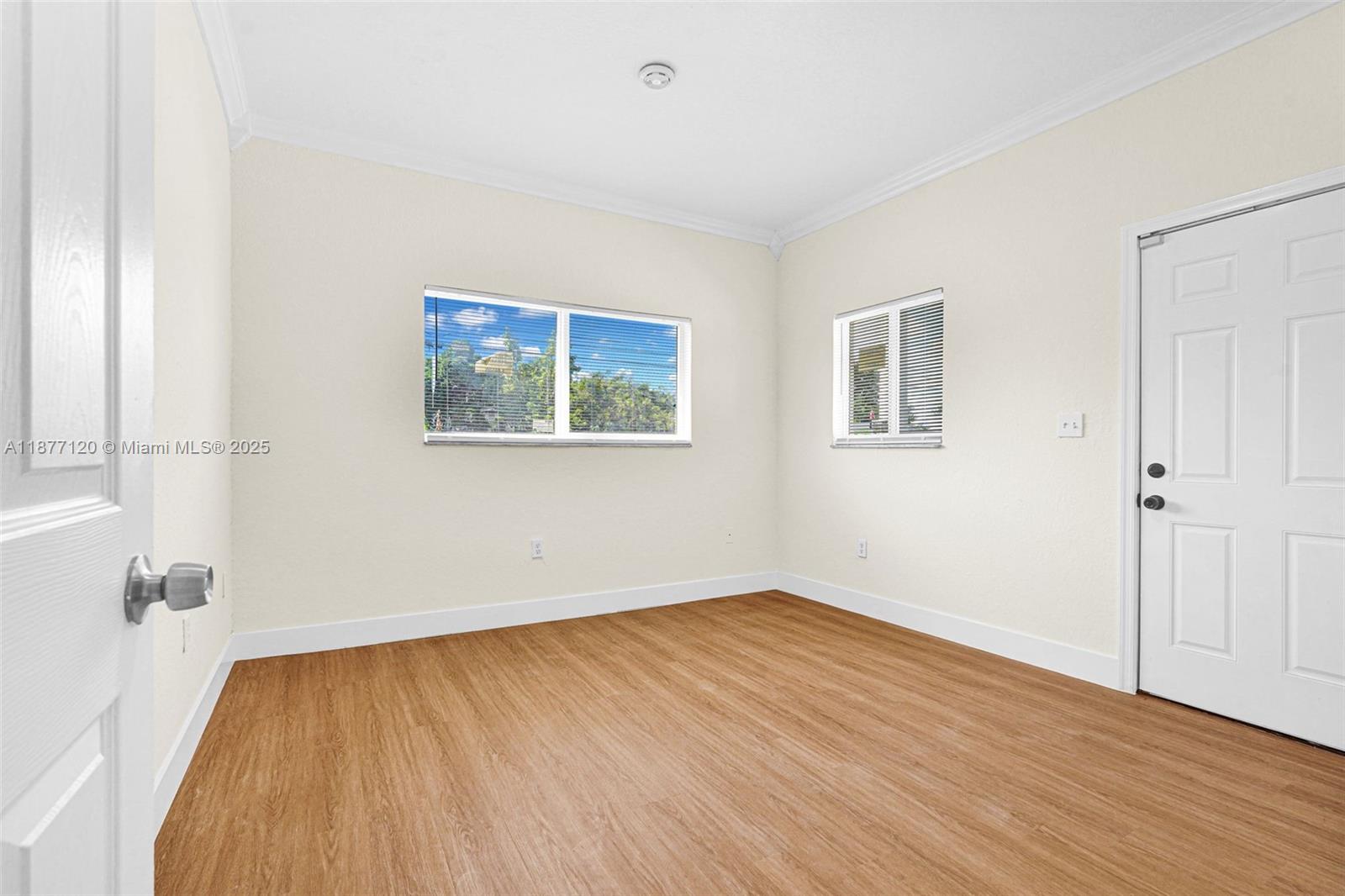   /  2153 sq. ft. $ 2025-09-11 0 Photo