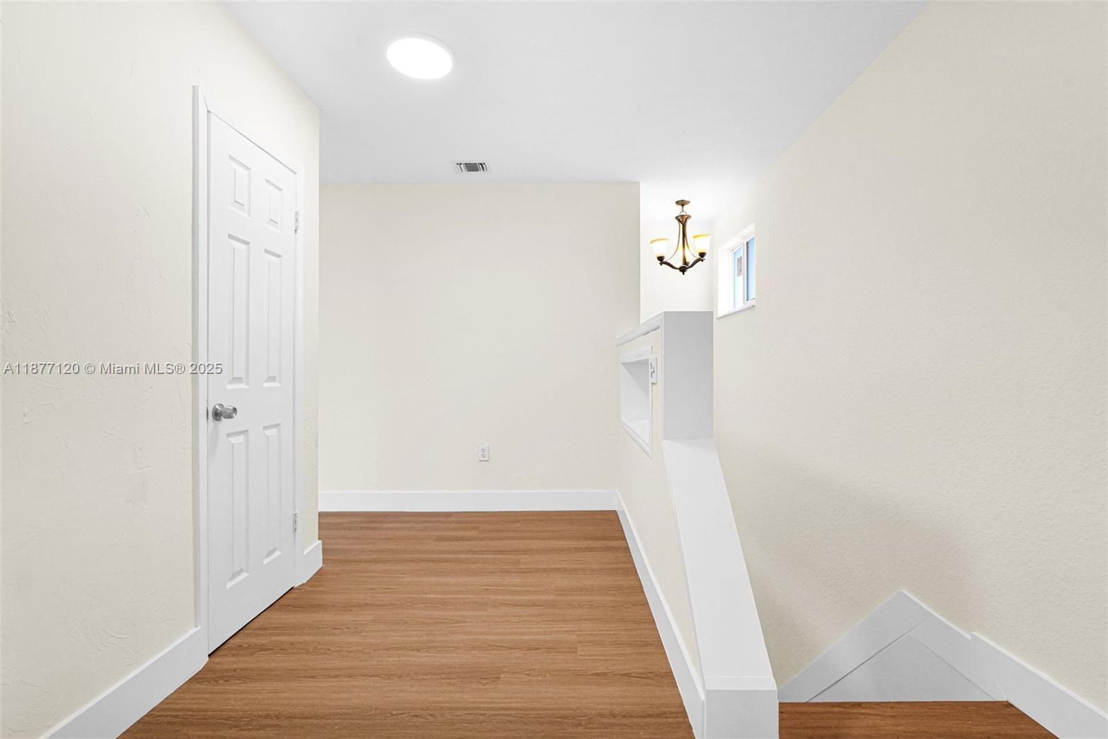   /  2153 sq. ft. $ 2025-09-11 0 Photo