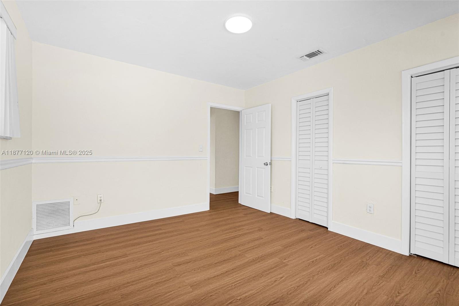   /  2153 sq. ft. $ 2025-09-11 0 Photo