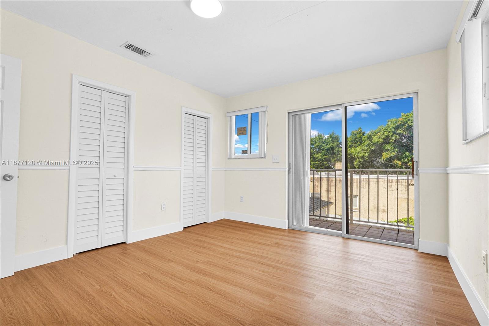   /  2153 sq. ft. $ 2025-09-11 0 Photo