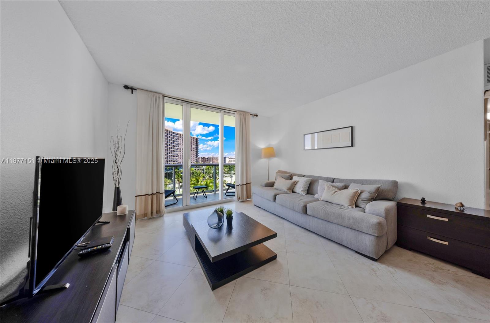 Photo of 3901 Ocean Dr  #7P, Hollywood, Florida, 33019 - 