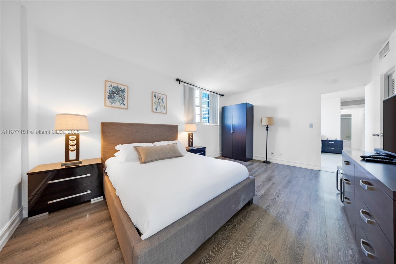Photo of 3901 Ocean Dr  #7P, Hollywood, Florida, 33019 - 