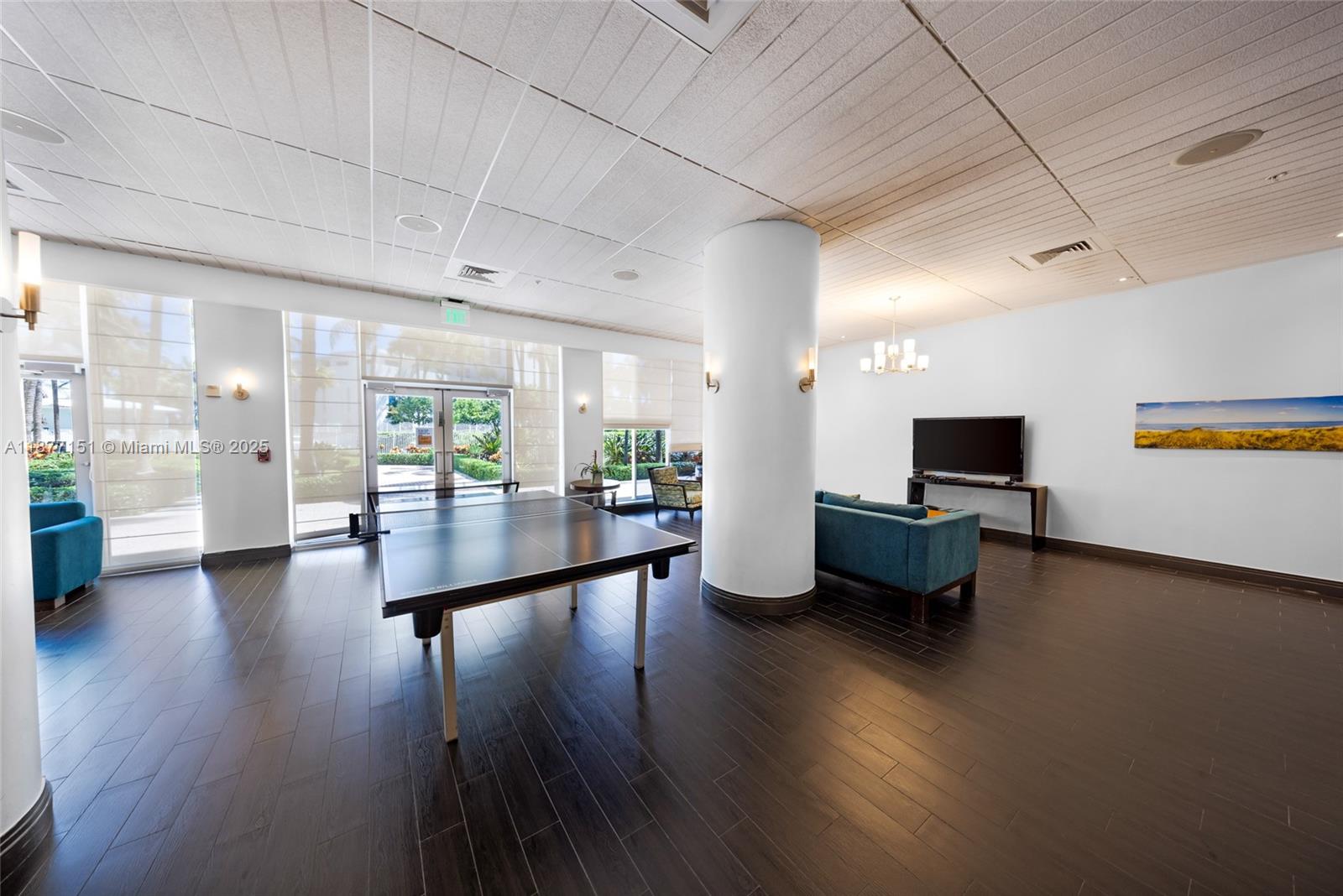 Photo of 3901 Ocean Dr  #7P, Hollywood, Florida, 33019 - 