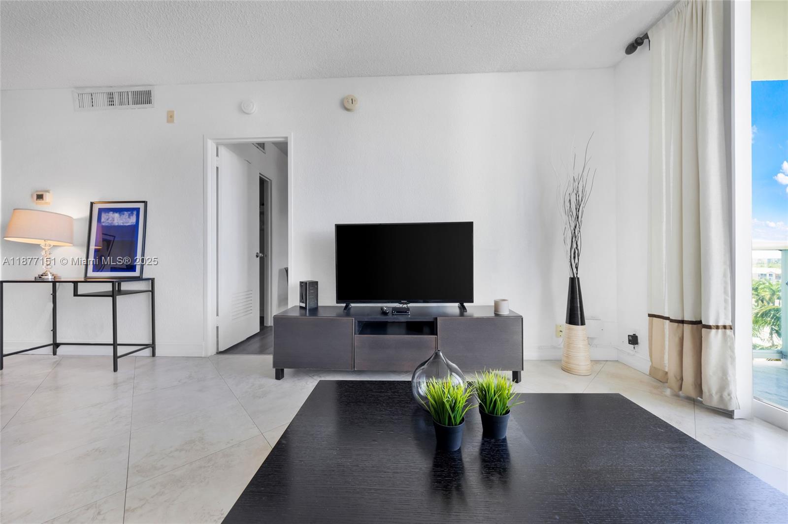 Photo of 3901 Ocean Dr  #7P, Hollywood, Florida, 33019 - 
