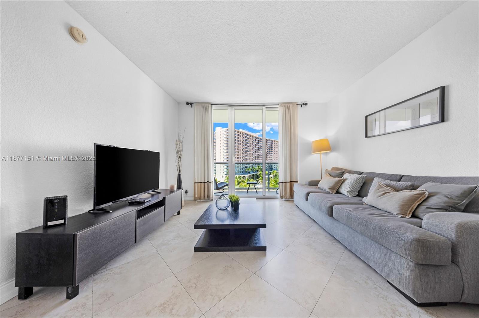 Photo of 3901 Ocean Dr  #7P, Hollywood, Florida, 33019 - 