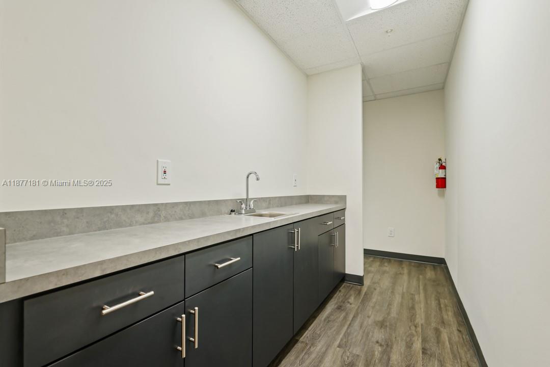 2293  /   sq. ft. $ 2025-10-10 0 Photo