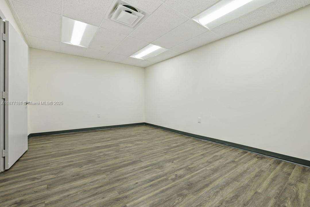 2293  /   sq. ft. $ 2025-10-10 0 Photo