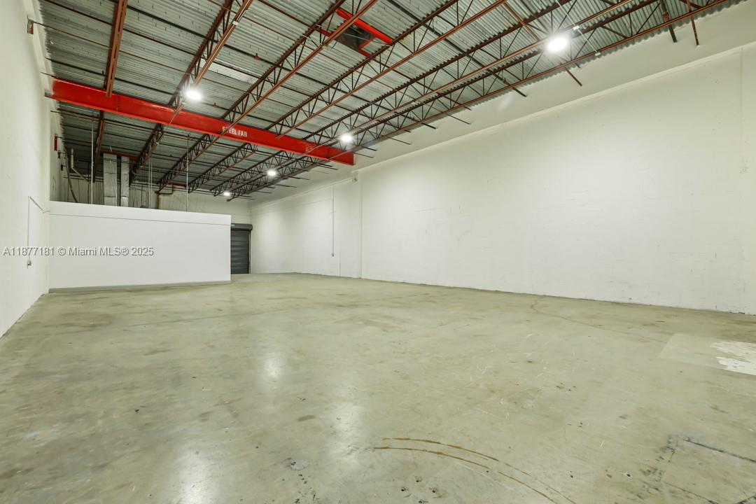 2293  /   sq. ft. $ 2025-10-10 0 Photo