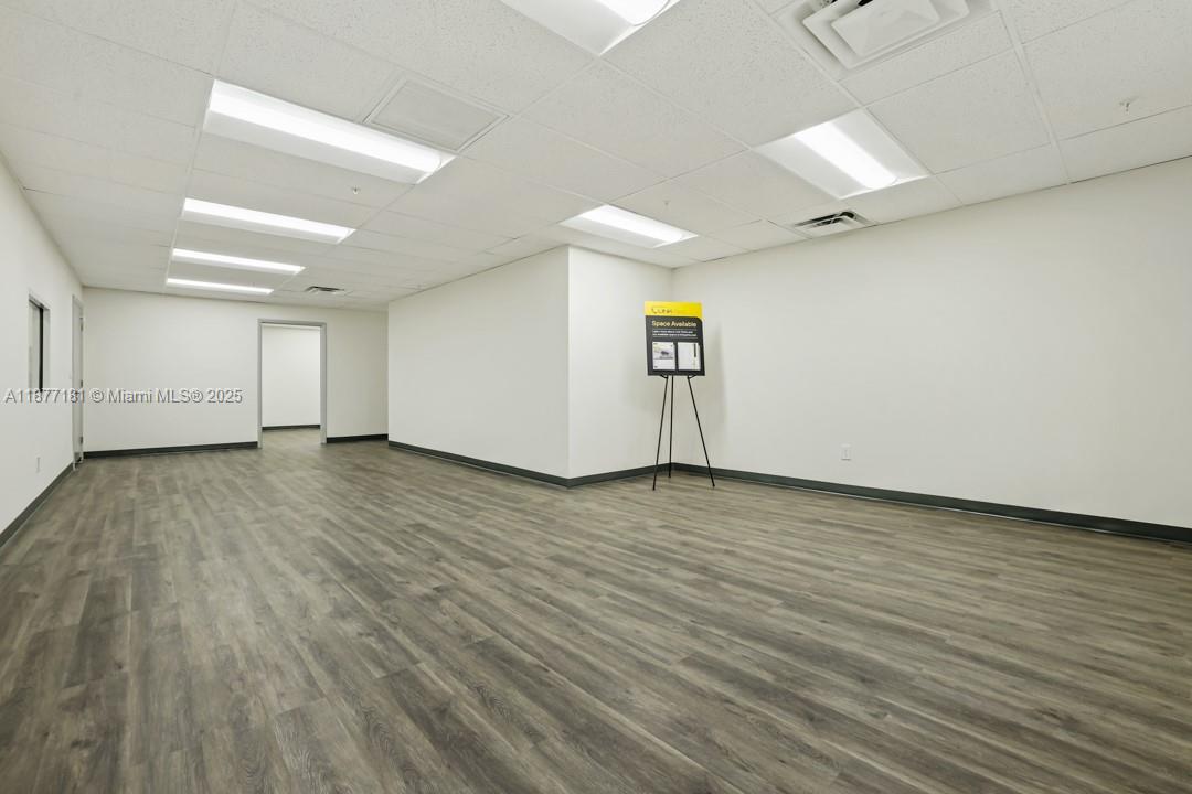 2293  /   sq. ft. $ 2025-10-10 0 Photo