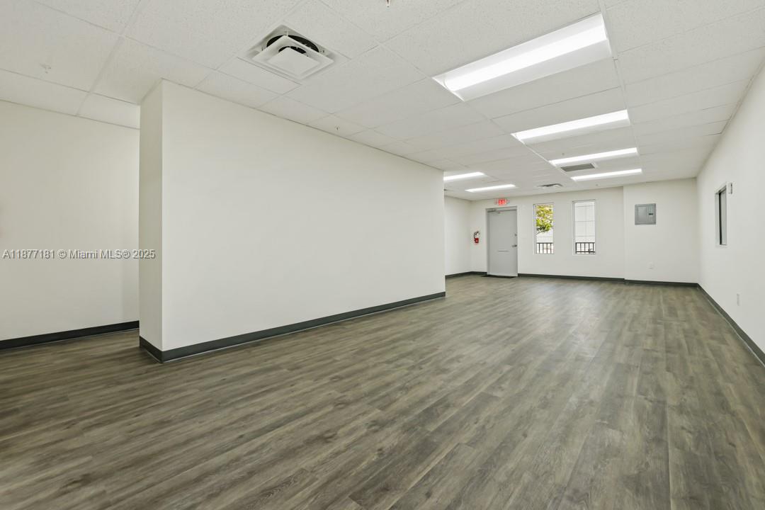 2293  /   sq. ft. $ 2025-10-10 0 Photo