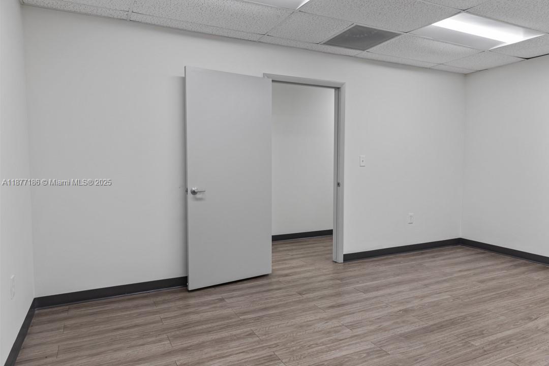 See details 8266 / sq. ft. $ 2025-10-10 0 Photo
