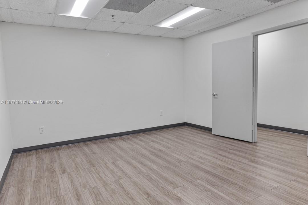 See details 8266 / sq. ft. $ 2025-10-10 0 Photo