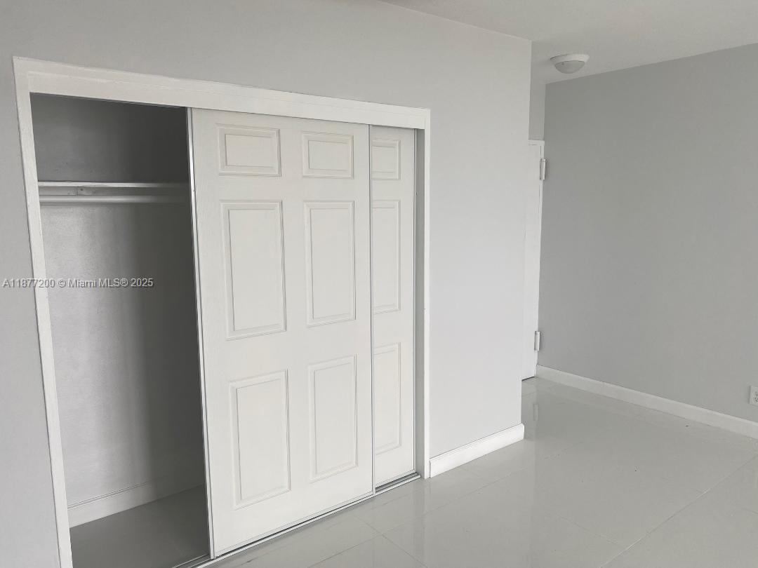 Photo of 3001 Ocean Dr  #833, Hollywood, Florida, 33019 - 