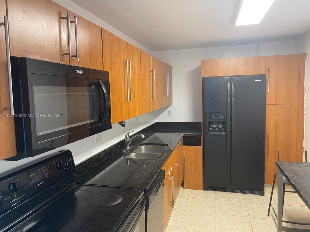 Photo of 3001 Ocean Dr  #833, Hollywood, Florida, 33019 - 