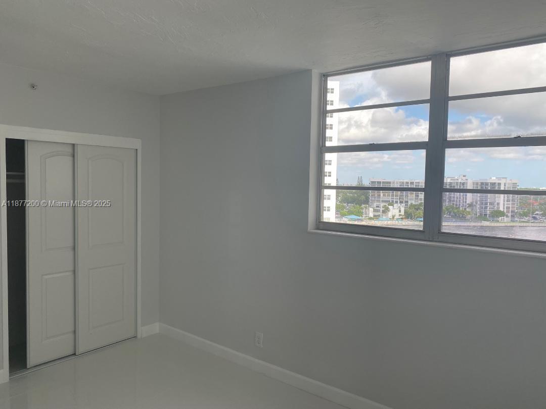 Photo of 3001 Ocean Dr  #833, Hollywood, Florida, 33019 - 