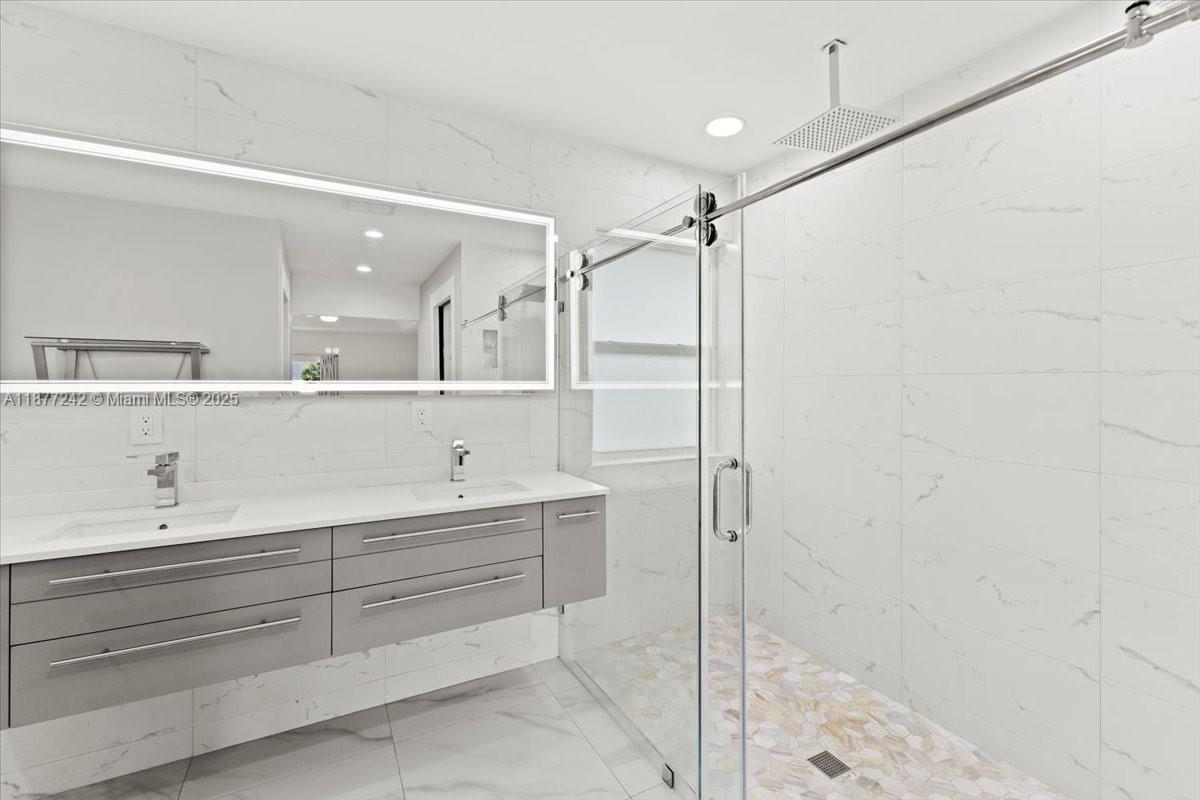4391 4 / 3 2681 sq. ft. $ 2025-09-12 0 Photo