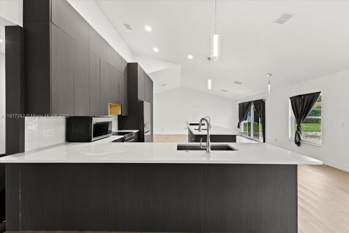 4391 4 / 3 2681 sq. ft. $ 2025-09-12 0 Photo