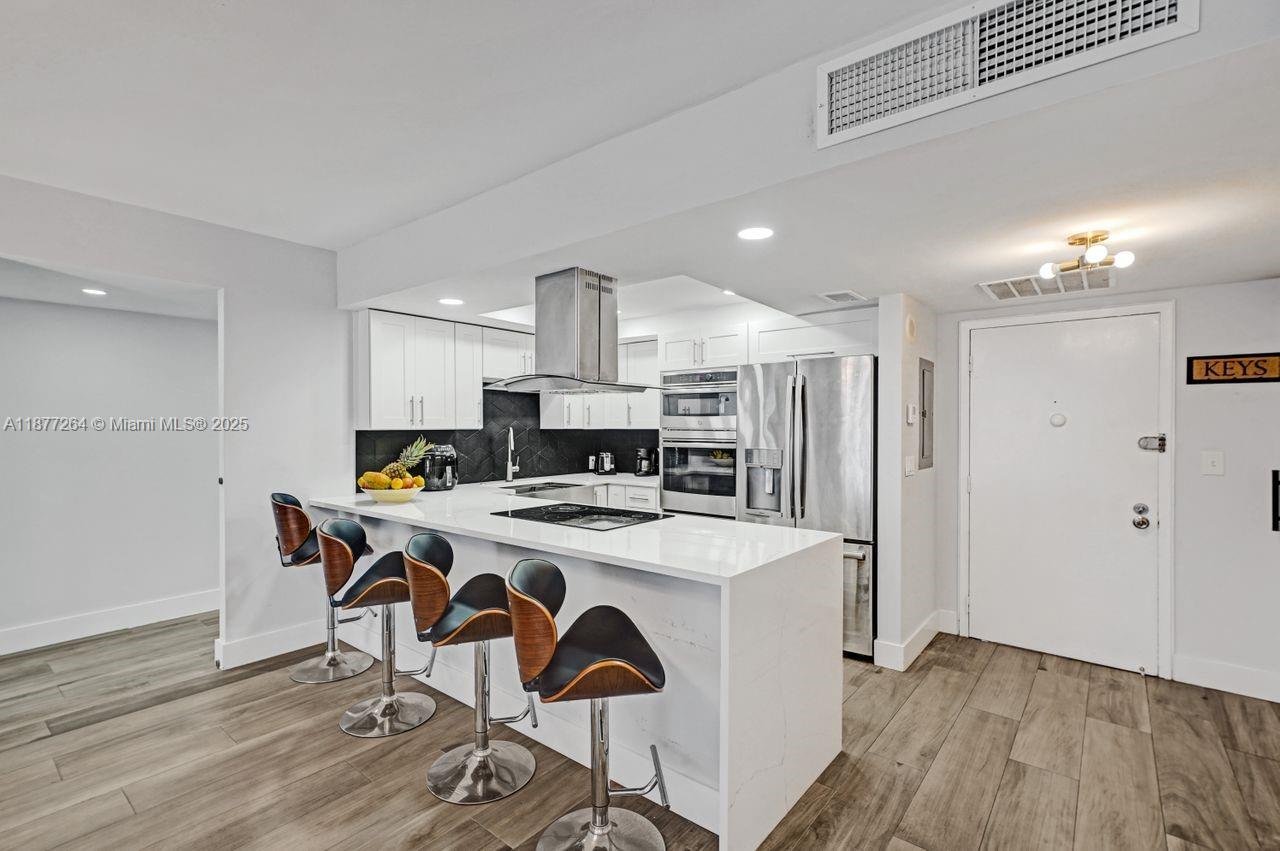 Photo of 600 Three Islands Blvd  #615, Hallandale Beach, Florida, 33009 - 