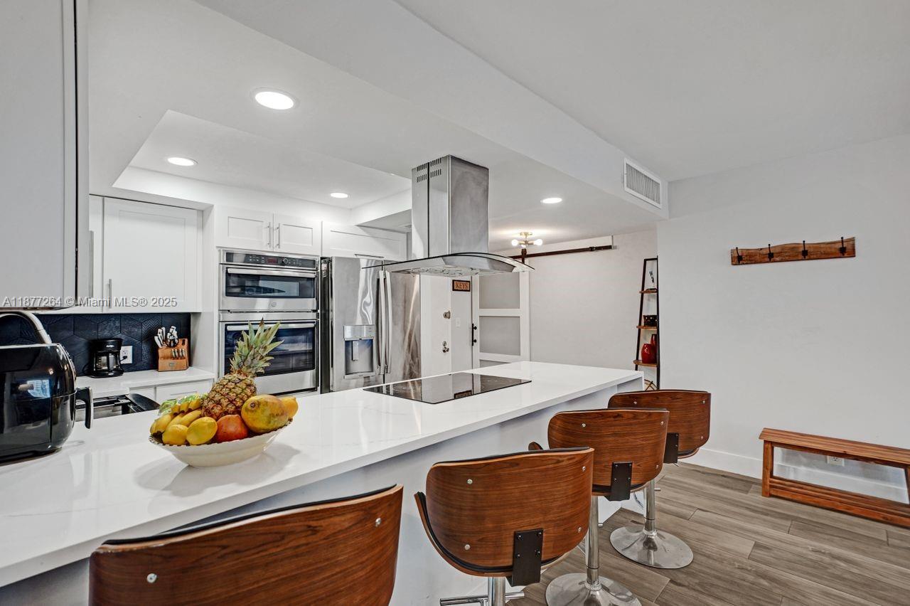 Photo of 600 Three Islands Blvd  #615, Hallandale Beach, Florida, 33009 - 