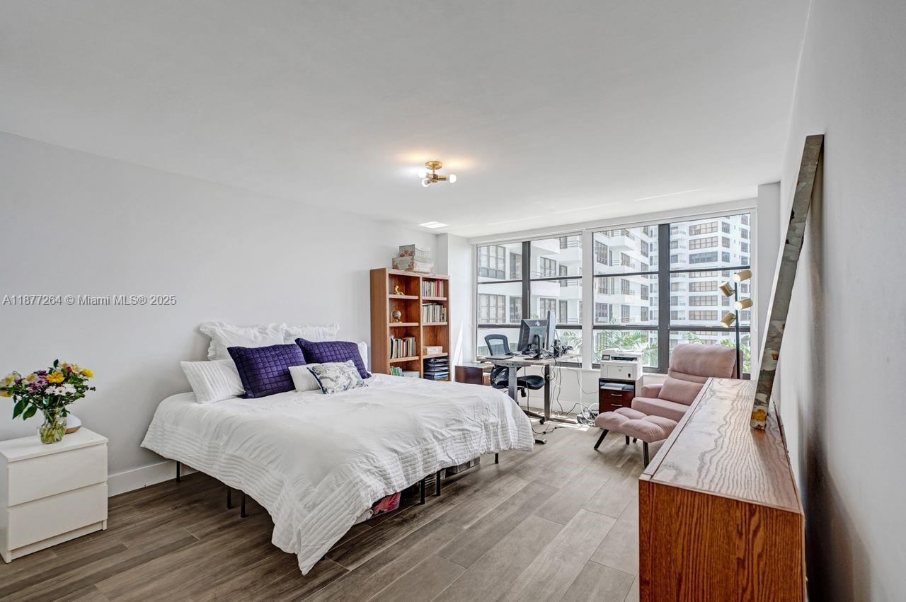 Photo of 600 Three Islands Blvd  #615, Hallandale Beach, Florida, 33009 - 