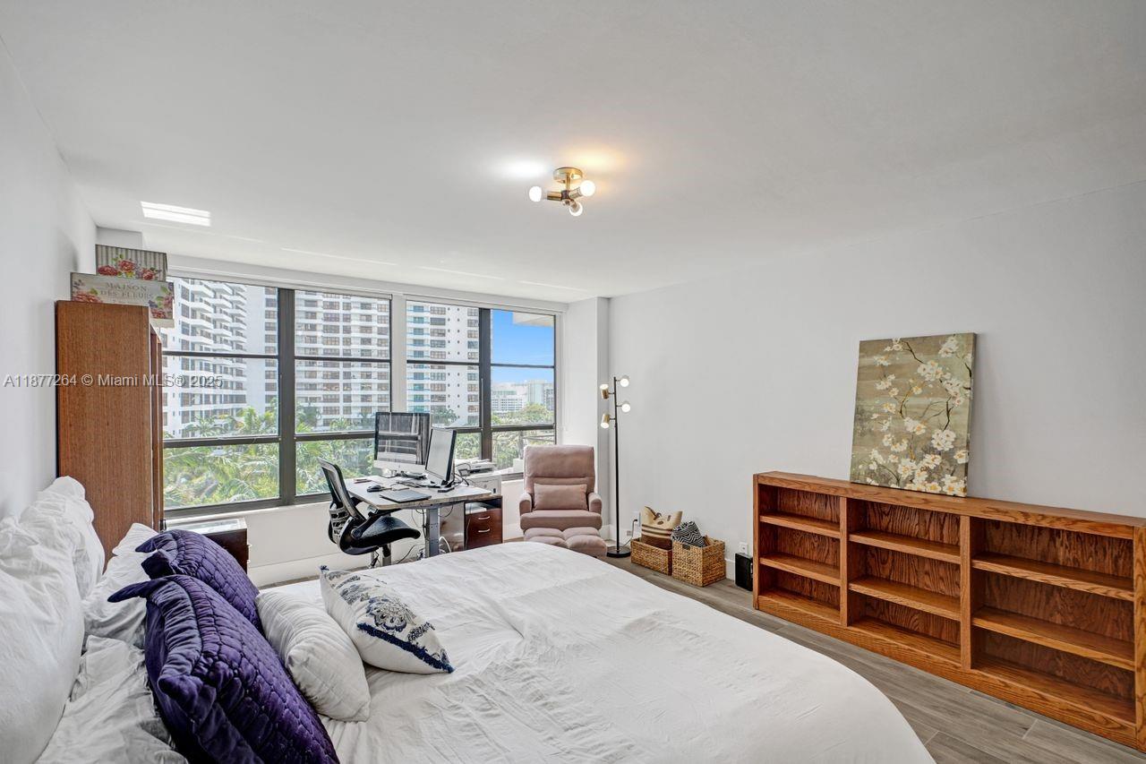 Photo of 600 Three Islands Blvd  #615, Hallandale Beach, Florida, 33009 - 