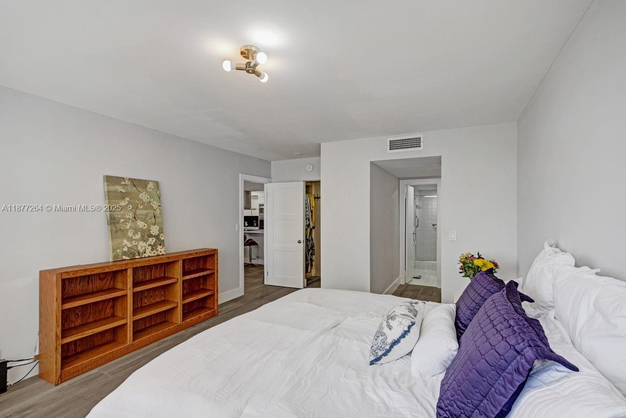 Photo of 600 Three Islands Blvd  #615, Hallandale Beach, Florida, 33009 - 