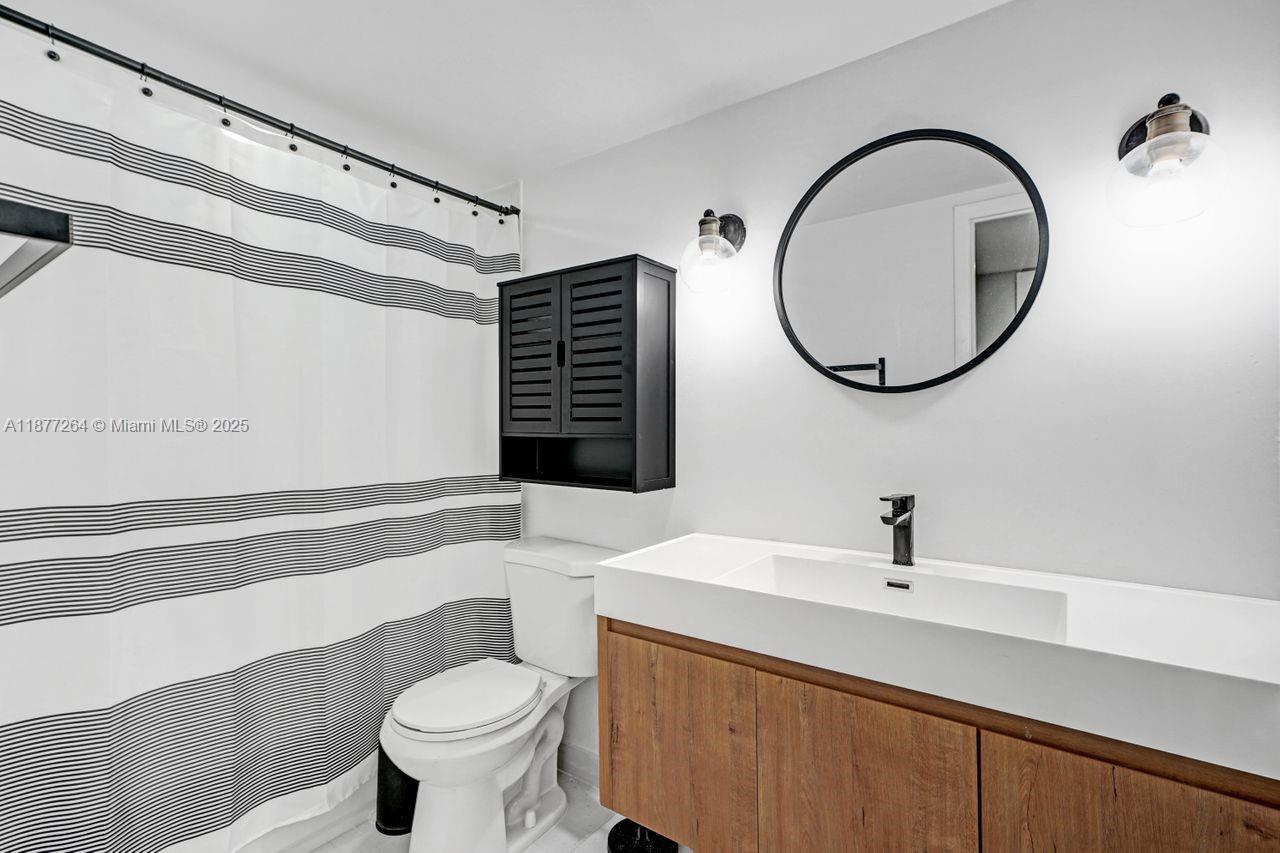 Photo of 600 Three Islands Blvd  #615, Hallandale Beach, Florida, 33009 - 