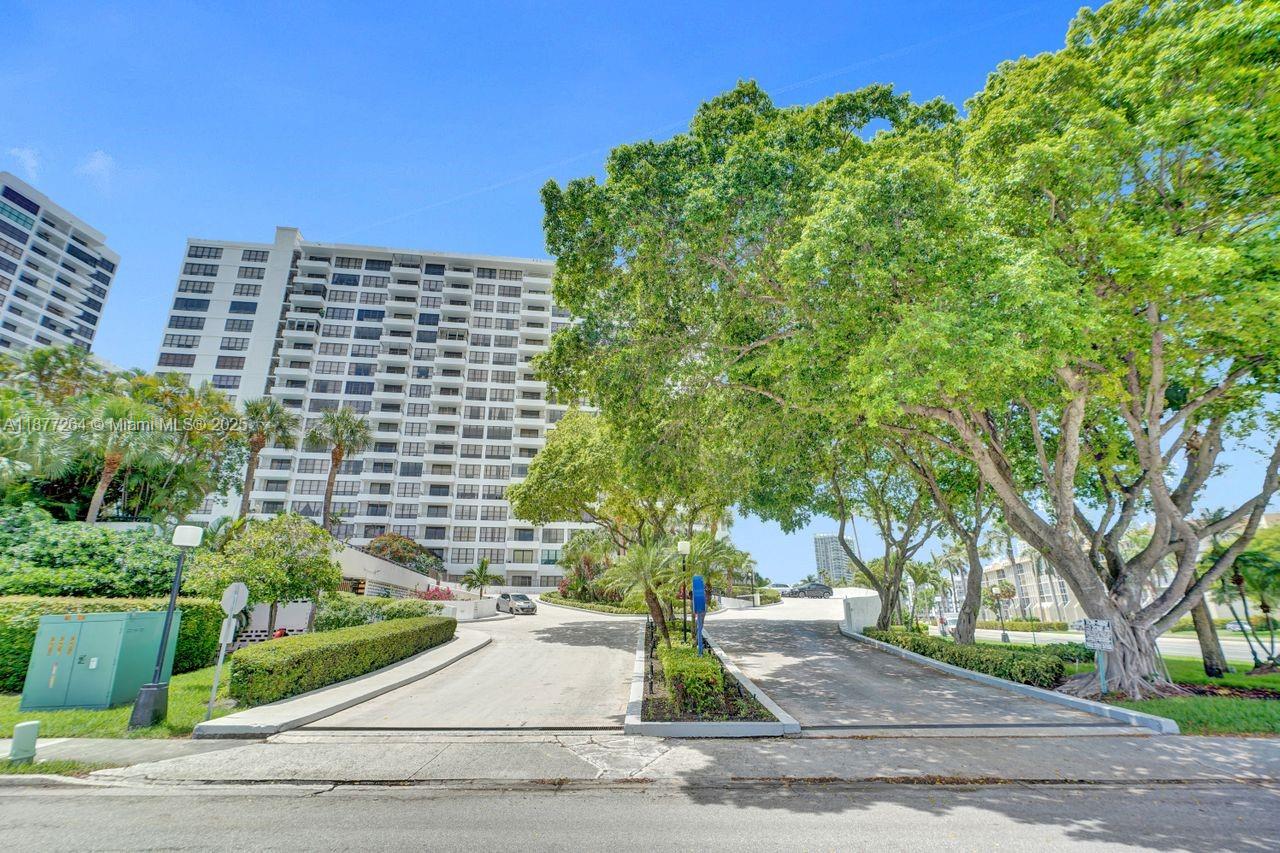 Photo of 600 Three Islands Blvd  #615, Hallandale Beach, Florida, 33009 - 