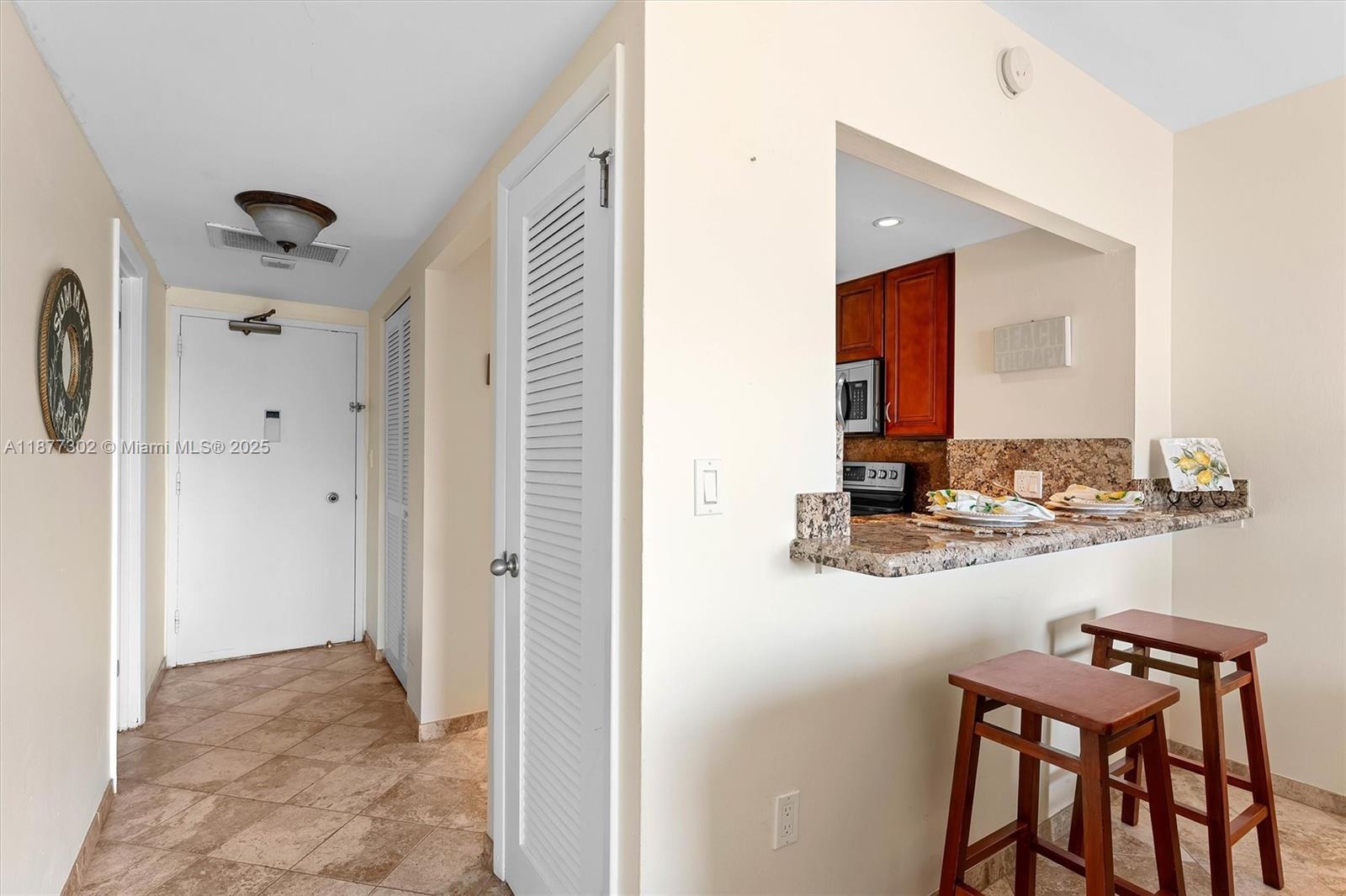 3L 0 / 1 545 sq. ft. $ 2025-09-12 0 Photo