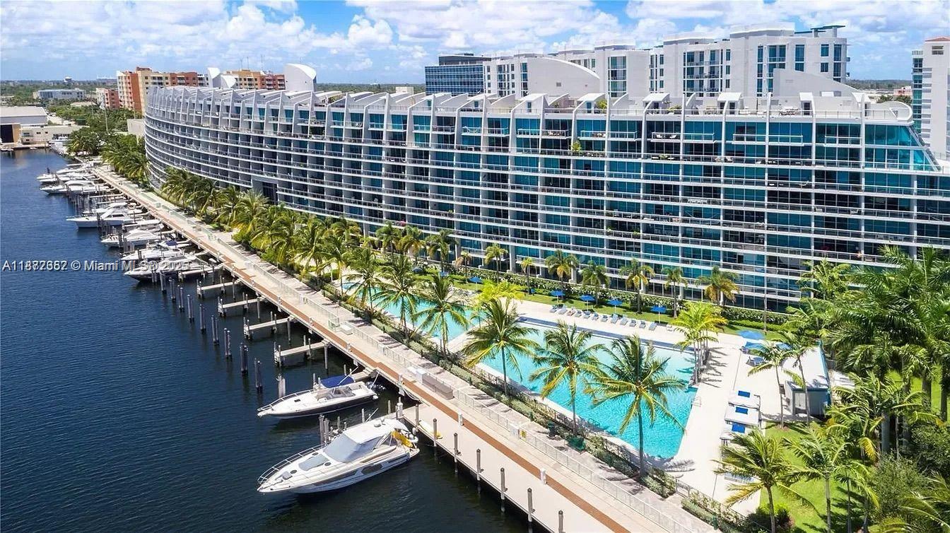 Photo of 2950 188th St  #448, Aventura, Florida, 33180 - 