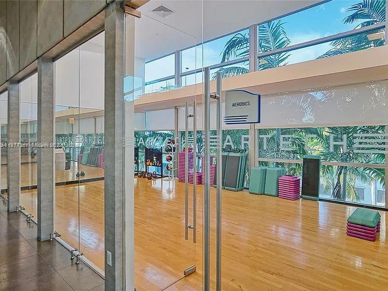 Photo of 2950 188th St  #448, Aventura, Florida, 33180 - 