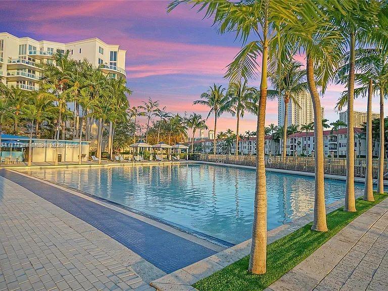 Photo of 2950 188th St  #448, Aventura, Florida, 33180 - 