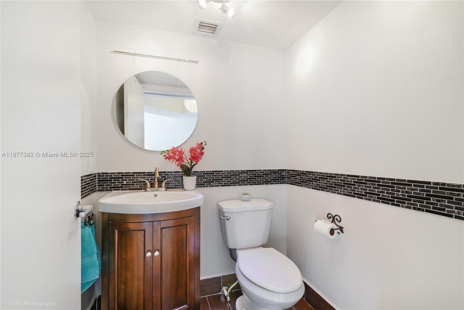 Photo of 16445 Collins Ave  #526, Sunny Isles Beach, Florida, 33160 - 