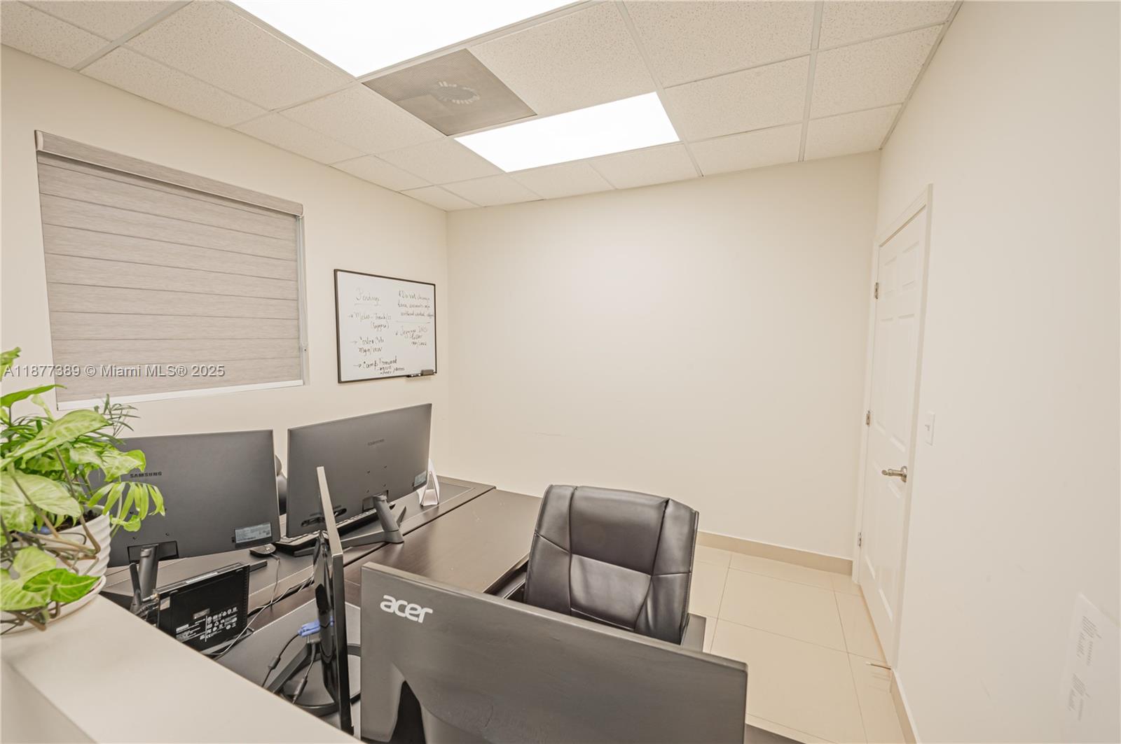 See details   /   sq. ft. $ 2025-09-12 0 Photo