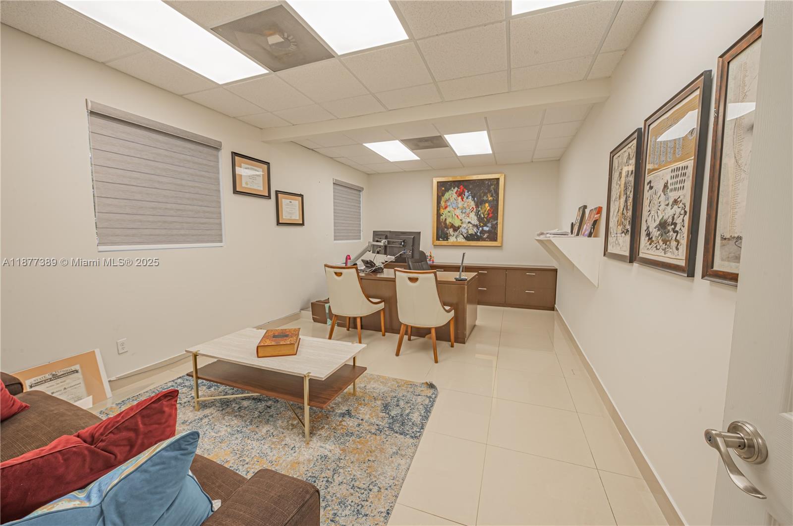 See details   /   sq. ft. $ 2025-09-12 0 Photo