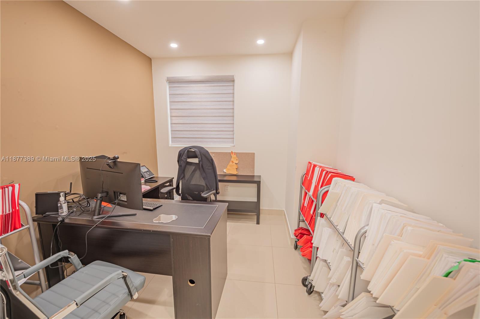 See details   /   sq. ft. $ 2025-09-12 0 Photo