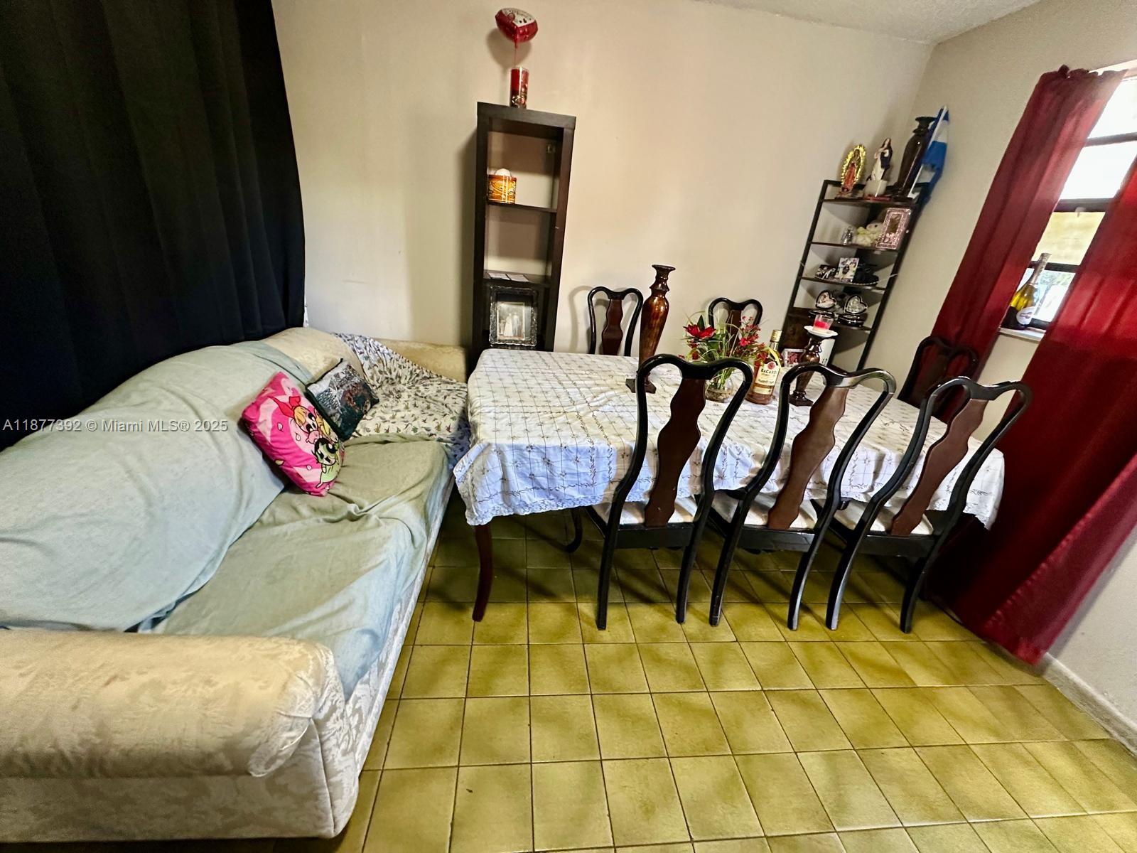   /  2290 sq. ft. $ 2025-09-12 0 Photo