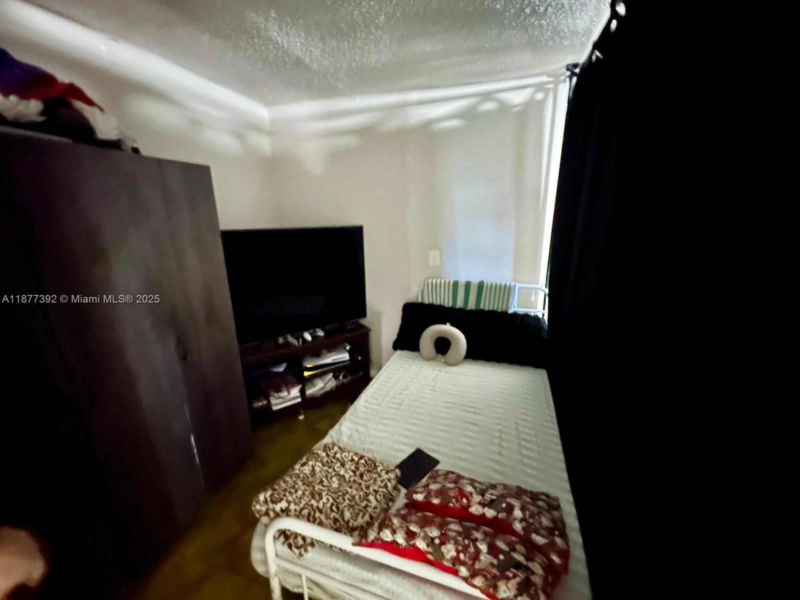   /  2290 sq. ft. $ 2025-09-12 0 Photo