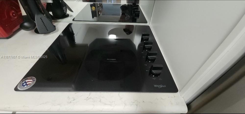 9M 1 / 2 870 sq. ft. $ 2025-09-12 0 Photo