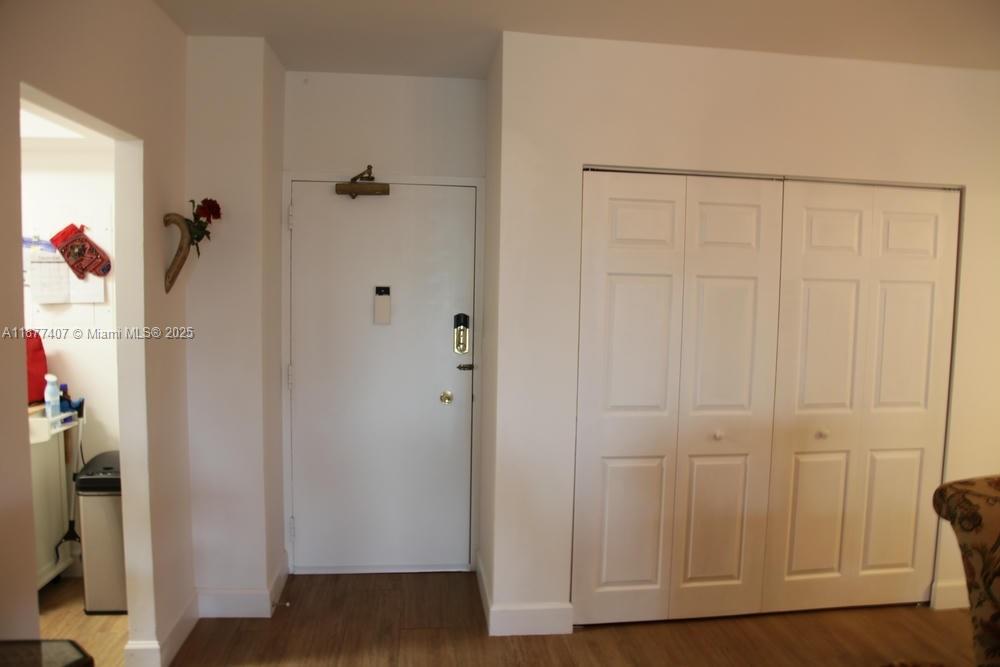9M 1 / 2 870 sq. ft. $ 2025-09-12 0 Photo