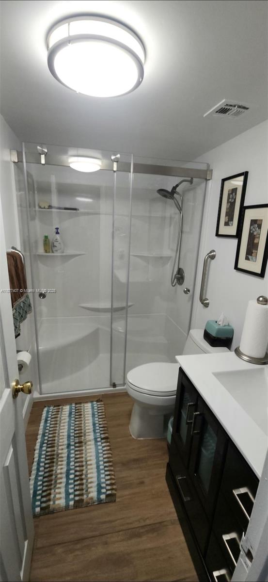 9M 1 / 2 870 sq. ft. $ 2025-09-12 0 Photo