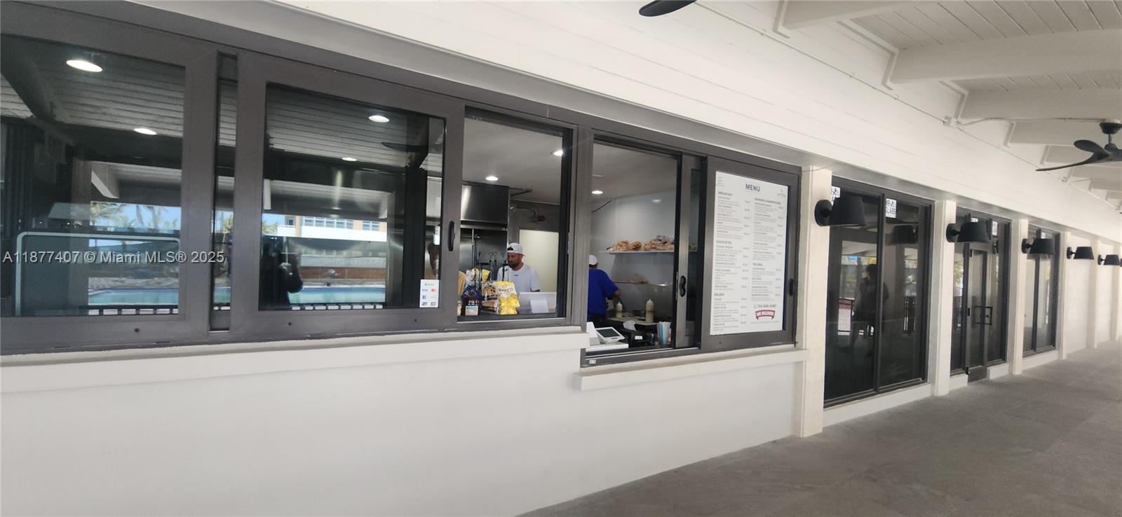 9M 1 / 2 870 sq. ft. $ 2025-09-12 0 Photo