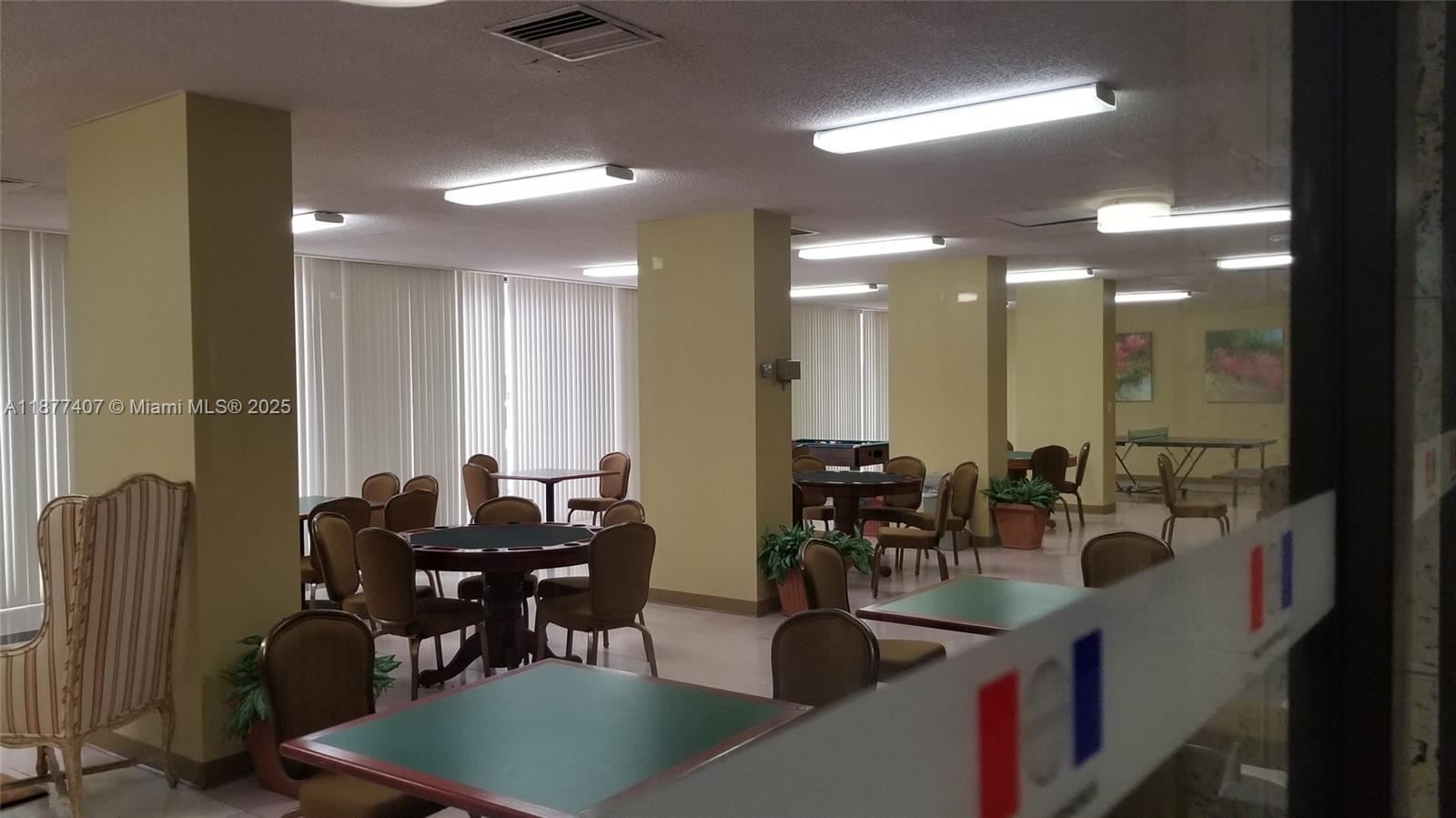 9M 1 / 2 870 sq. ft. $ 2025-09-12 0 Photo