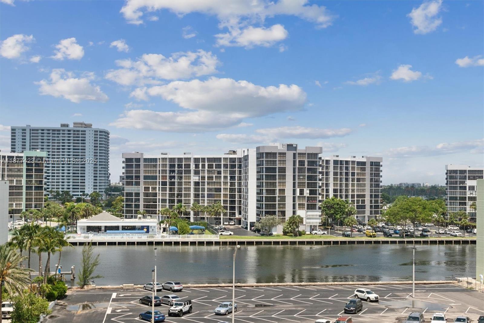 Photo of 3505 Ocean Dr  #901, Hollywood, Florida, 33019 - 