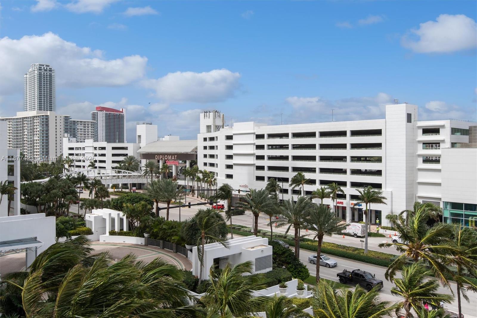 Photo of 3505 Ocean Dr  #901, Hollywood, Florida, 33019 - 