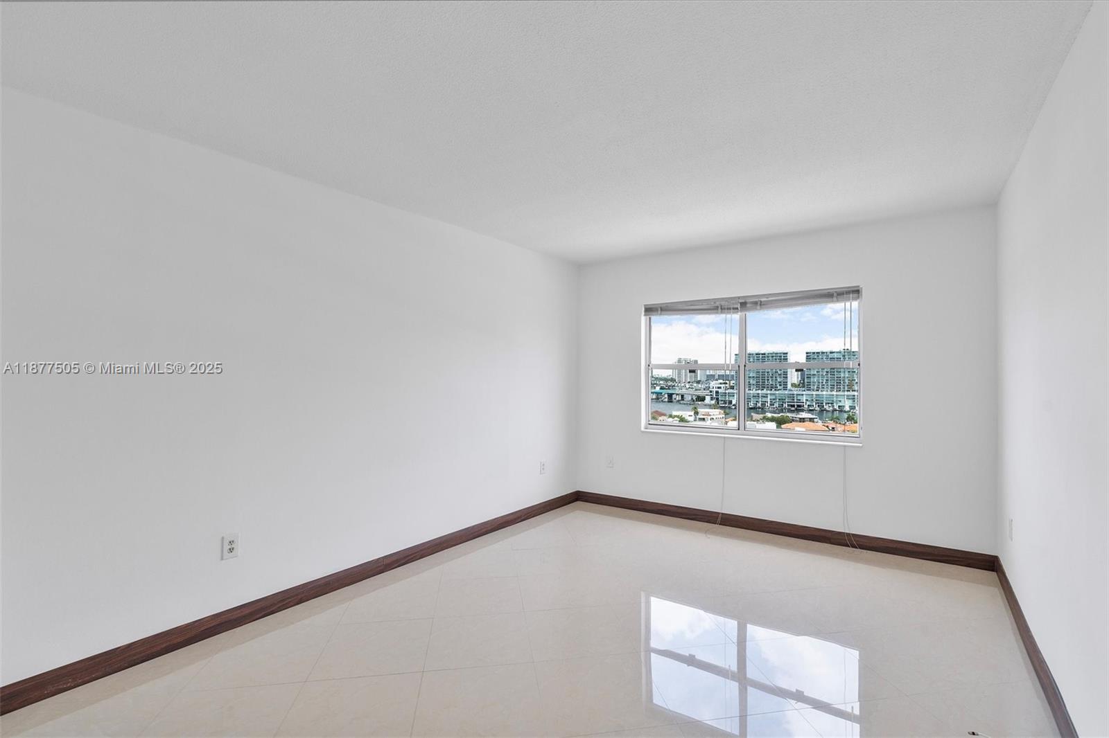 Photo of 400 Kings Point Dr  #1425, Sunny Isles Beach, Florida, 33160 - 