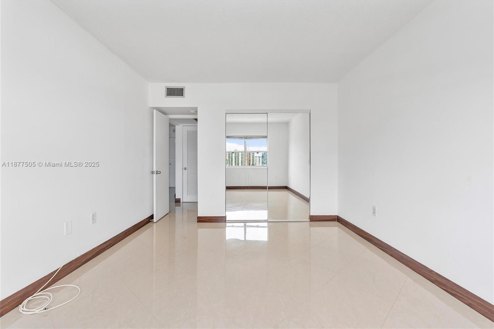 Photo of 400 Kings Point Dr  #1425, Sunny Isles Beach, Florida, 33160 - 